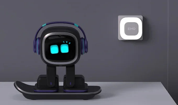 AI EMO Robot Cute Battery Operated Toy Light Sound Plastic Construction Four-Wheeled Mecanum Wheel Chassis Intelligent Pet